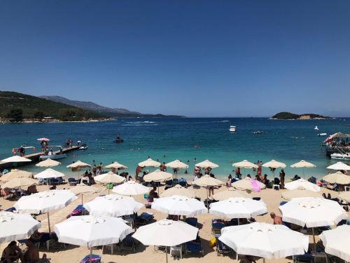 Seaside Vila Genti Pollo