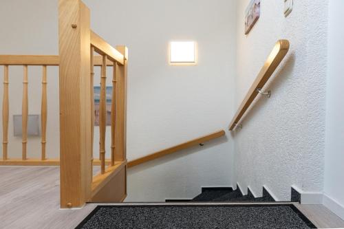 Φωτογραφία από το άλμπουμ του Haus 5 Elemente- Fewo Raum mit Terrasse, Bio-Kamin und 2 Schlafzimmer σε Ostseebad Koserow