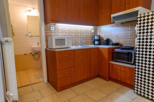 Aphrodite - Cozy & Bright Studio in Egaleo-Athens