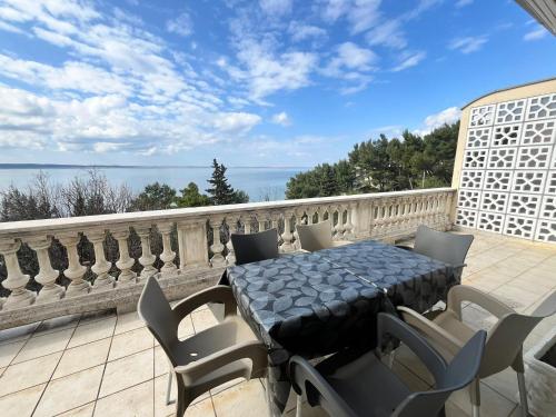 Apartment 77 with Pool and Beach