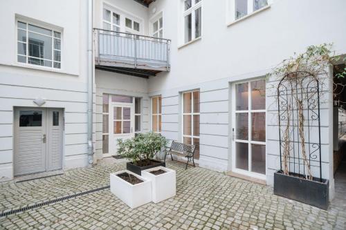 Homely Berlin - Super Modern, City Center, Rosenthalerplatz photo 28