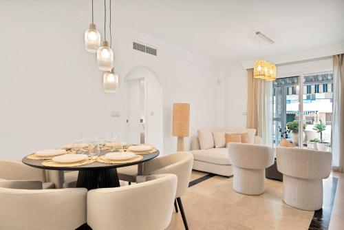 Marbella Beachfront - Exclusivo apartamento en primera linea de playa