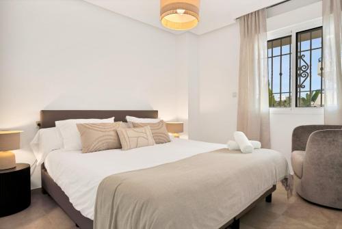 Marbella Beachfront - Exclusivo apartamento en primera linea de playa