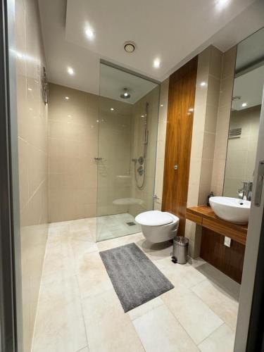 Phòng tắm tại Marylebone Two Bed