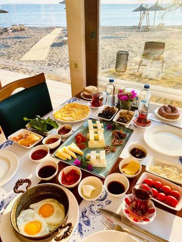 Makanan di atau berdekatan hotel