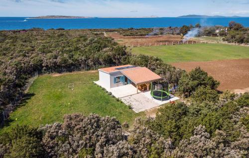 1 Bedroom Amazing Home In Cunski