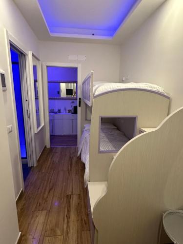 Bunk Bed - Room 4