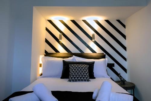 Essél Noir - A hidden gem with a magnificent Acropolis view