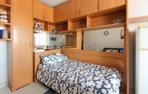 Nice Apartment In Benalmádena With Swimming Pool photo 19