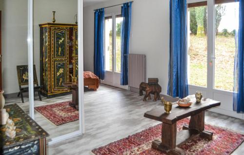 Φωτογραφία από το άλμπουμ του Cozy Home In Saint Saud Lacoussière σε Saint-Saud-Lacoussière