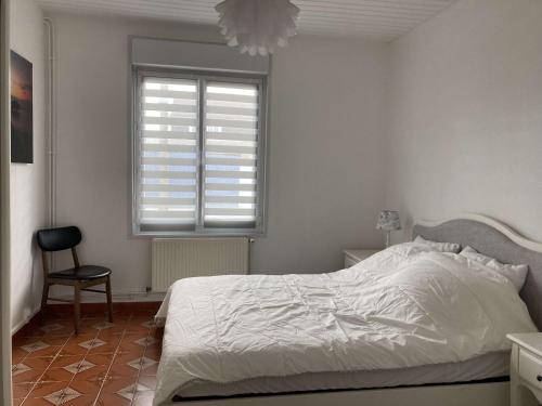 Photo de la galerie de l'établissement Charmante Maison à Berck Plage - 3 Ch, Jardin, Stationnement, Proche Plage et Commerces - FR-1-646-6, à Berck-sur-Mer