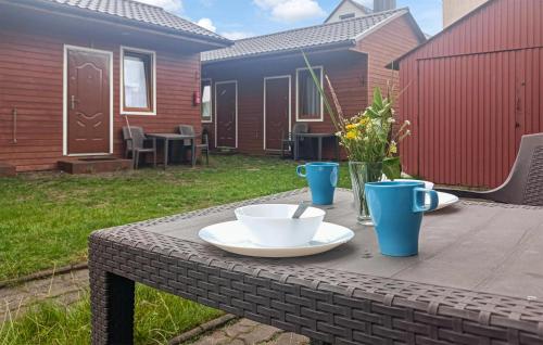 Κήπος έξω από το Cozy Home In Miedzyzdroje With Wifi