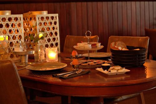 Mad på hotellet eller i nærheden