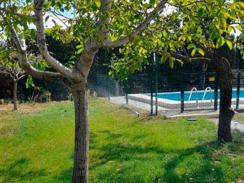 Bazén v ubytování Villa con piscina privada nebo v jeho okolí