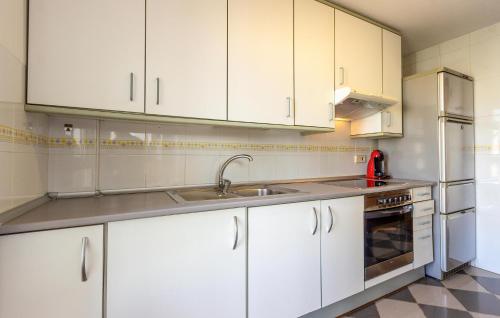 Stunning Apartment In Alacant