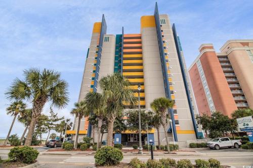 Oceanfront 2BR King Suite Atlantica Resort photo 44