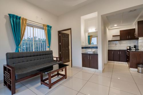 Kuchyň nebo kuchyňský kout v ubytování BnB Homes, Technopark, Trivandrum