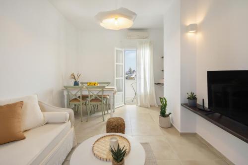 Walk to Naousa - 1BR House - Peppermint Piperi