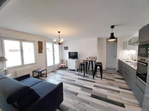 Photo de la galerie de l'établissement Armandeche Maisonnette 4 pers Prox Quai, à Les Sables-dʼOlonne