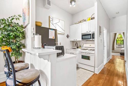 Gallery image of Newly Listed Brownstone 2BR on Historic St in New York