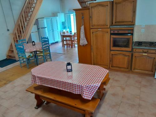 Kuchyň nebo kuchyňský kout v ubytování Le Relais de Poste