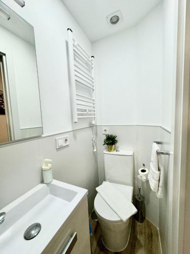 Apartamentos Madrid Connection - Universidad by Oshun Apartments