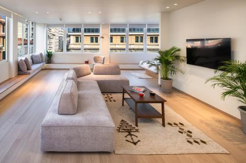 Pelagus City - Grand View Suite