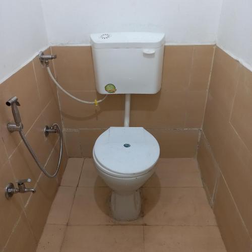 Bilik mandi di THUBE Saheb B&B