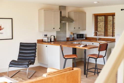 Una cocina o cocineta en Host & Stay - PigLets
