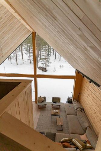 an overhead view of a room in a wooden house at Kimmelvilla - Wilderness in your living room in Pyhätunturi