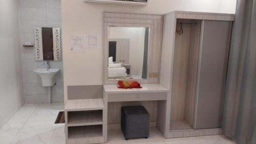 Bilik mandi di بيست تريب فالنسيا