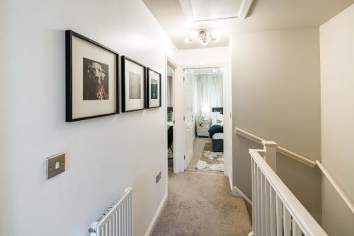 Fotografie z fotogalerie ubytování Bucks Luxury Apartment - free parking v destinaci Buckinghamshire