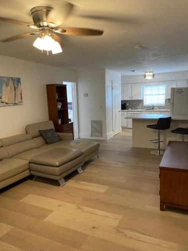 Cozy Downtown Apartments on Waterにあるシーティングエリア