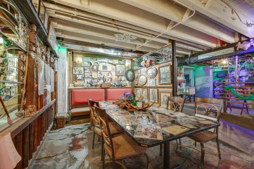 a dining room with a table and chairs at Central Texarkana Studio Rental with Railroad Views! in Texarkana