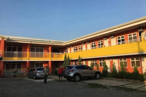 El edificio en el que está el departamento