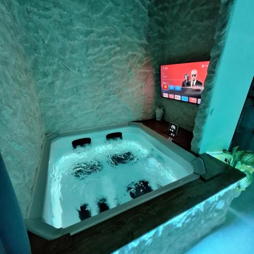 Dark & Light rooms & luxury suites photo 19