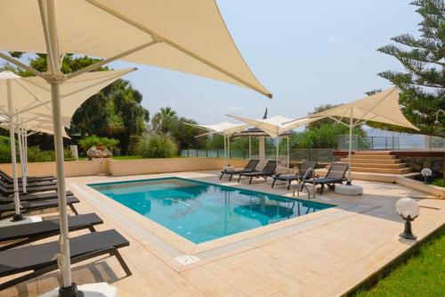 Gallery image of Farrys Boutique Hotel & Beach Club - Yalıkavak in Yalıkavak