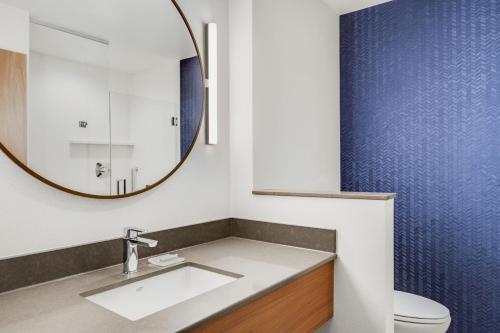 Ванная комната в Fairfield by Marriott Inn & Suites Cape Girardeau