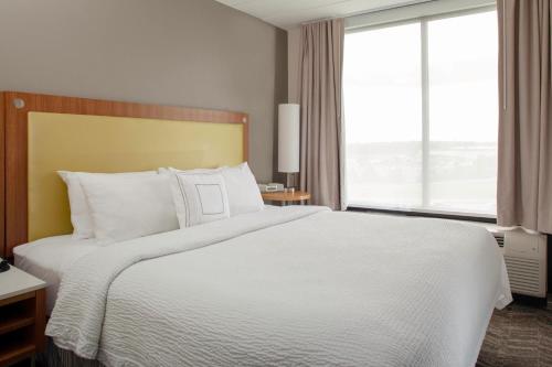 SpringHill Suites Cincinnati North Forest Park Image