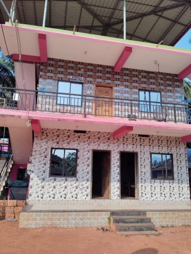 Gallery image of D'Souza Rooms in Māvalli