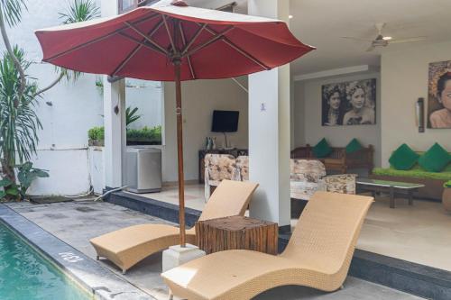 Kolam renang di atau dekat dengan The BALIem Villa