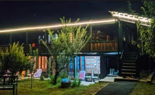 Fotografie z fotogalerie ubytování Woodside Traditional Homestays v destinaci Nagar