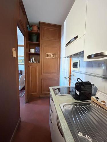 Ponte Vecchio View Apartment by FlorenceHospitality com