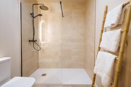 New Hostly Alameda Apartments photo 55
