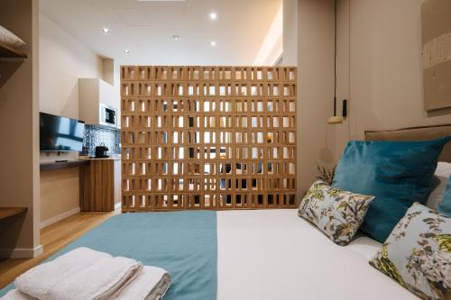New Hostly Alameda Apartments photo 48