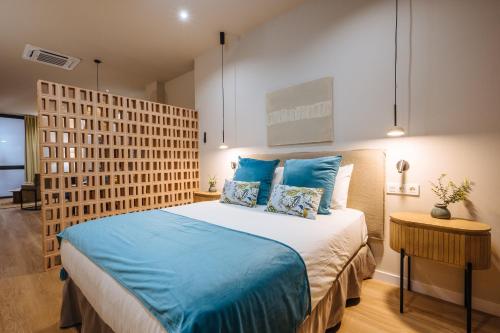 New Hostly Alameda Apartments photo 50