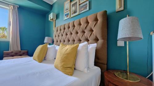 Ponta Beachside by LovelyStay