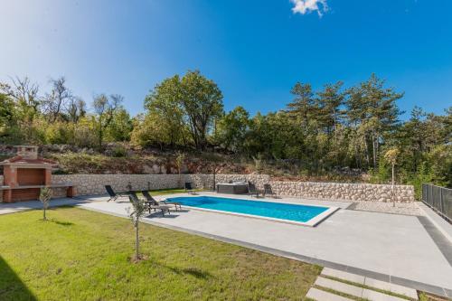 Πισίνα στο ή κοντά στο Villa Lauret
