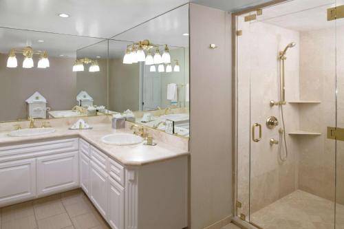 DoubleTree by Hilton San Pedro Image