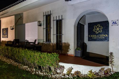 a building with a sign that reads casonican inn at Casa da Lena in Batalha